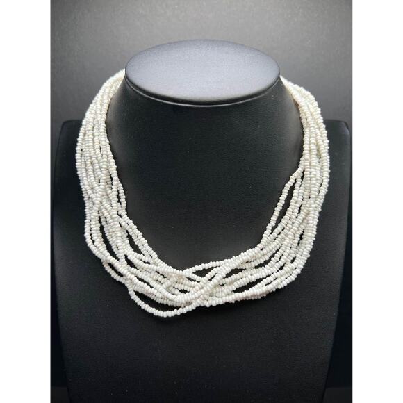 Vintage Multistring White Beaded Choker - Picture 3 of 6